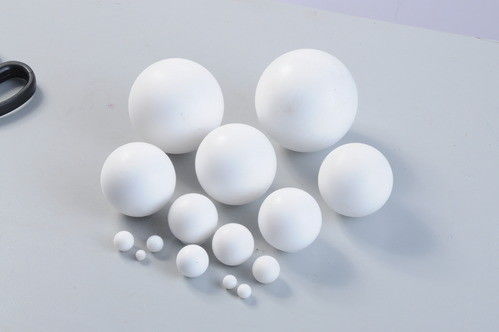 Anti-Corrosion Polytetrafluoroethylene Balls / White PTFE Material For Sealing Parts supplier